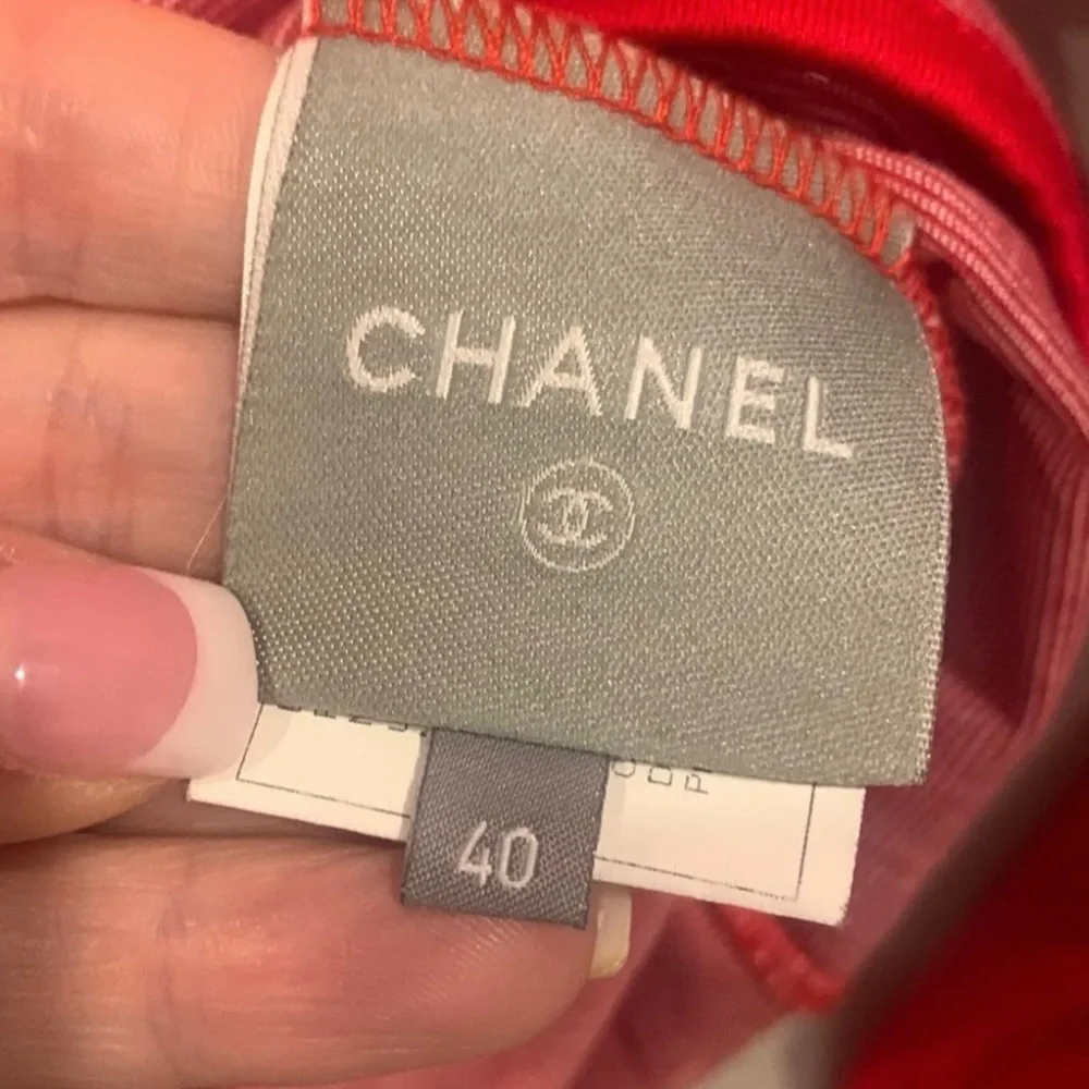 💋CHANEL Pink and Red Women's Top 194